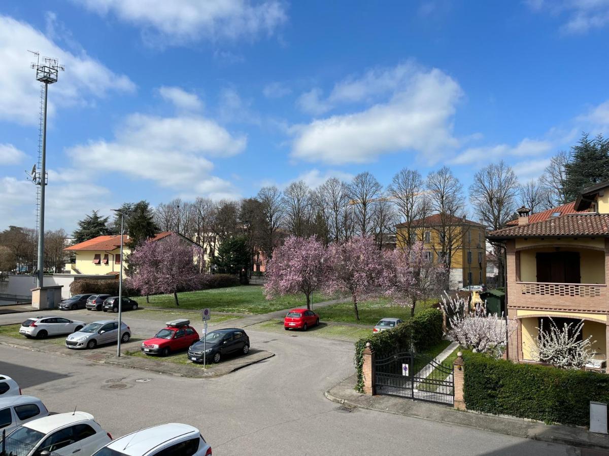 Lovely Apartment Парма Екстер'єр фото