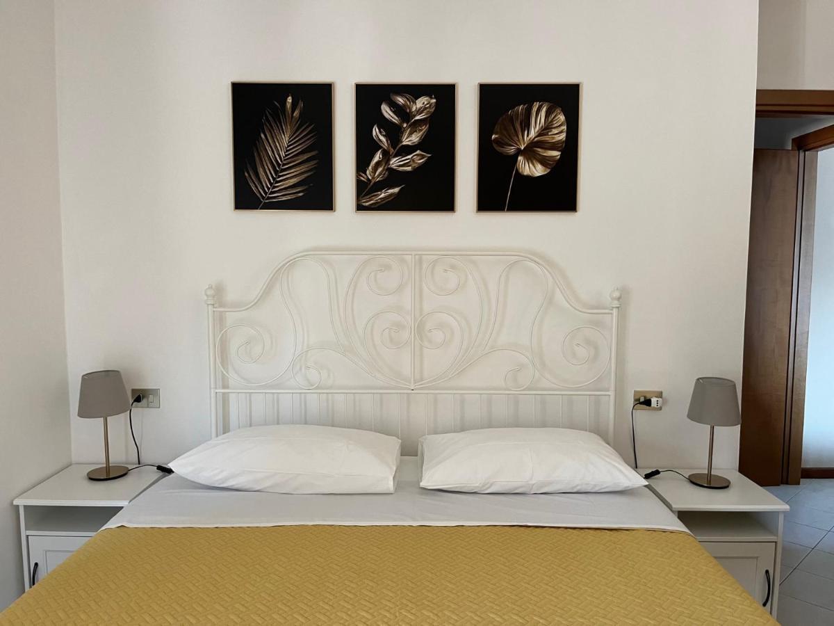 Lovely Apartment Парма Екстер'єр фото